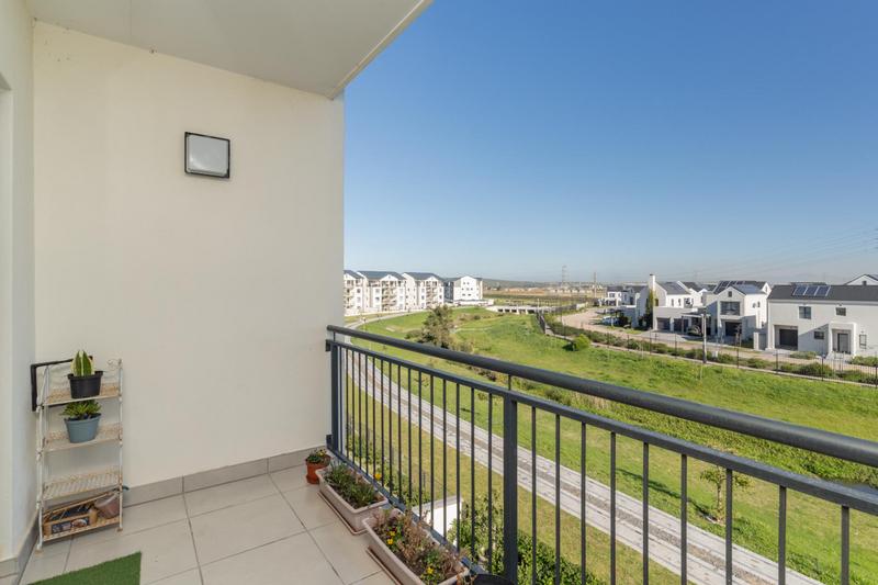 2 Bedroom Property for Sale in The Huntsman Western Cape